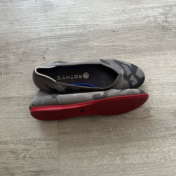 Rothy's Black and Gray Camouflage Flats Sz 10.5 - Picture 4 of 7